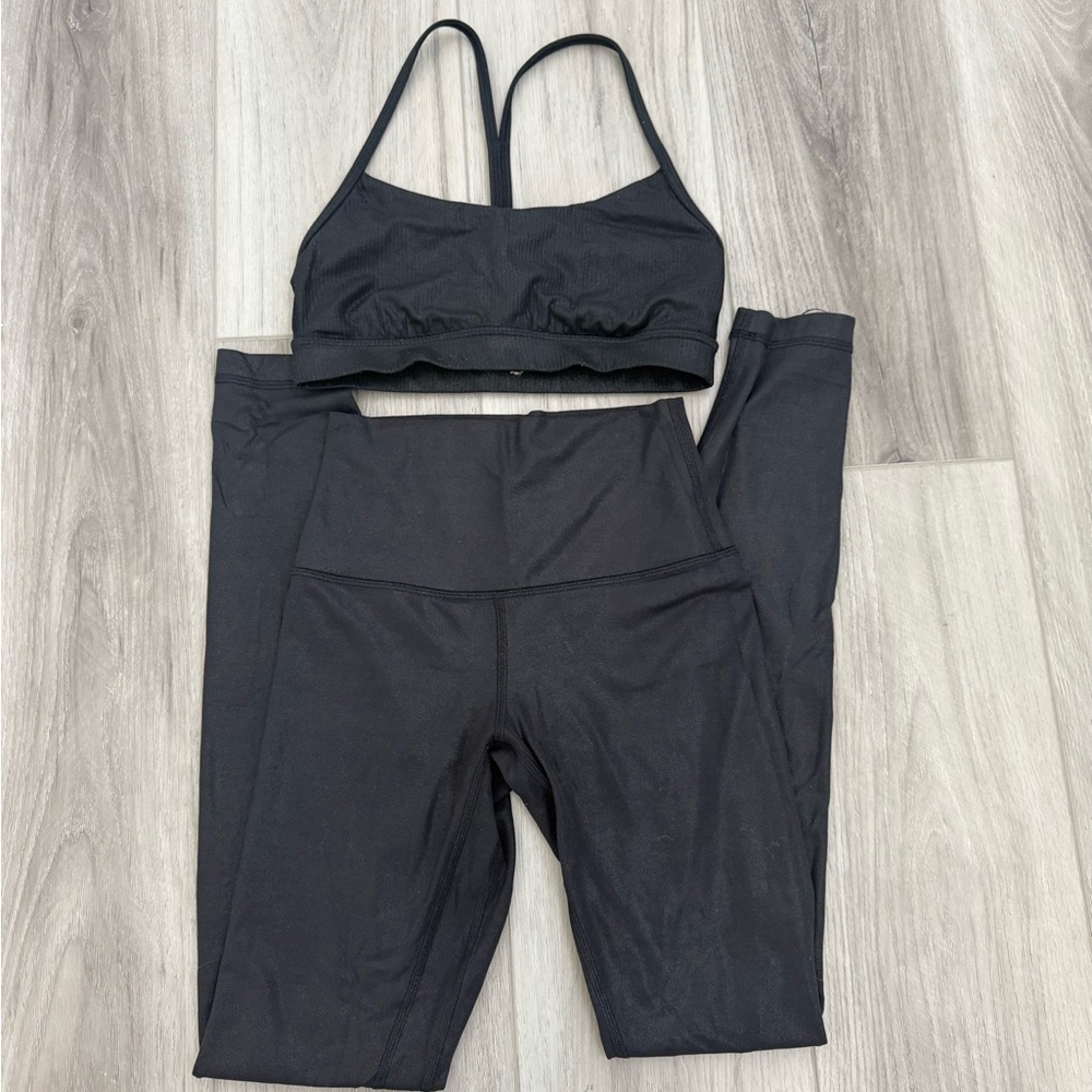 Lululemon Reflective Sports Bra and Leggings Set